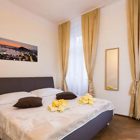 Riva Rooms Split Exterior photo